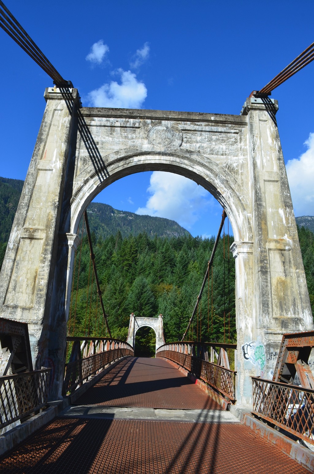 Alexandra Suspension Bridge from the east.